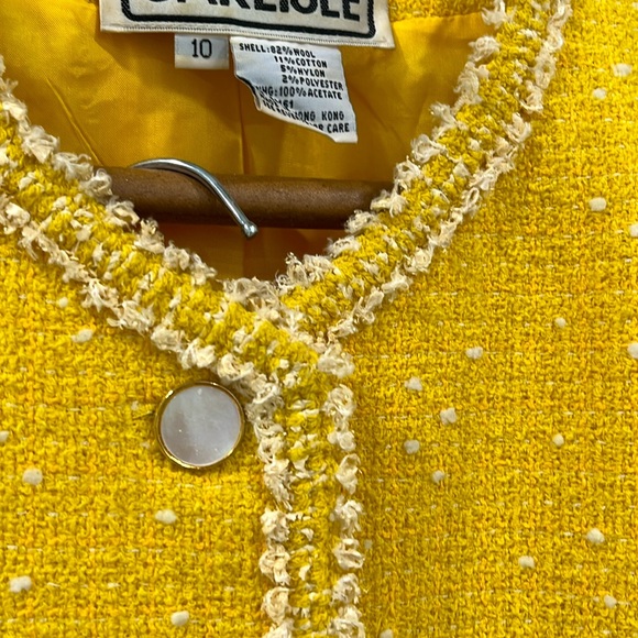 Vintage Carlisle Tweed 2 Pc. Suit 10. Mother of pearl buttons. - Picture 4 of 11